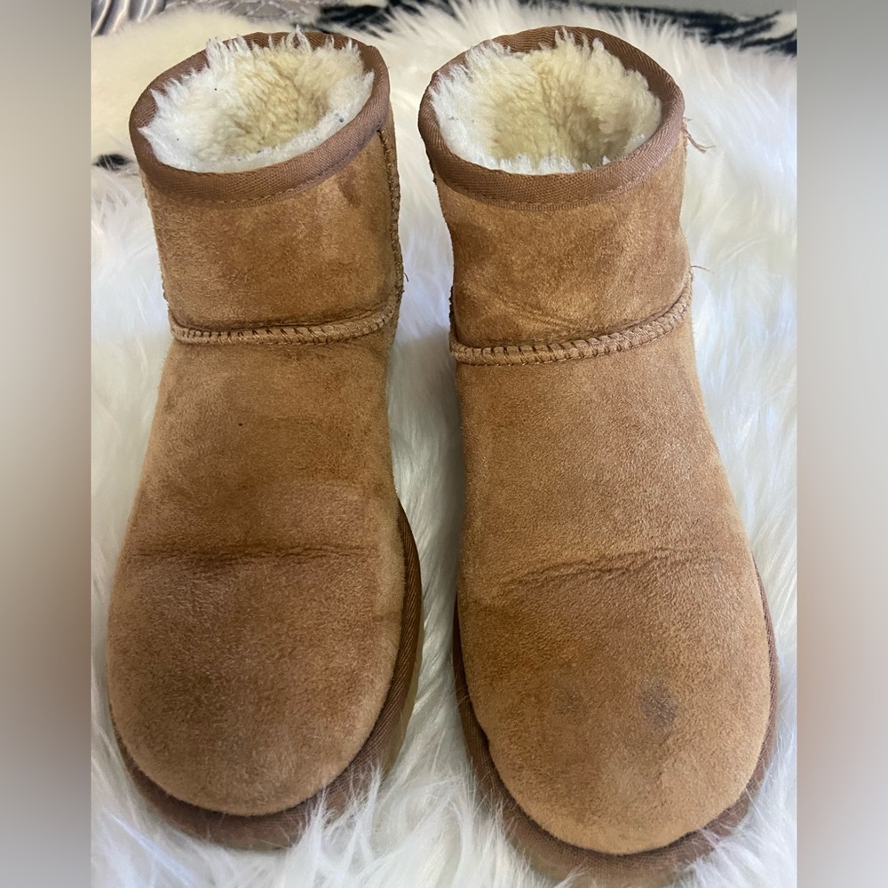UGG Cozy Tan Suede Ankle Boots - Picture 5 of 7
